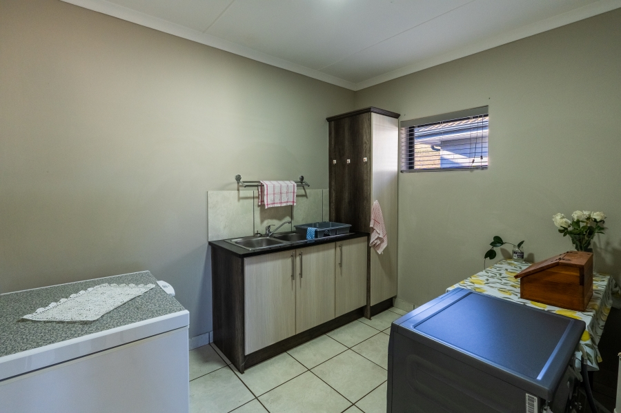 3 Bedroom Property for Sale in Monte Christo Western Cape